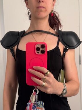 Gucci Smooth Black Leather shoulder pads